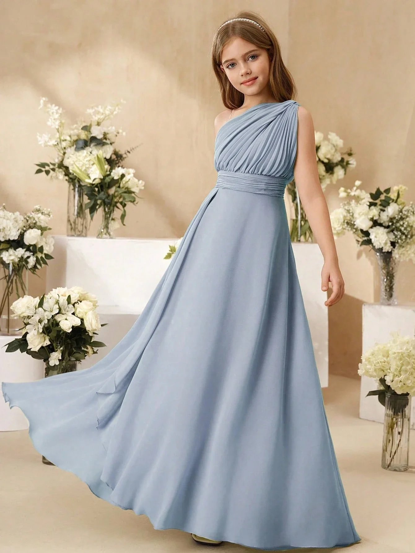 Elegant One Shoulder Chiffon Formal Gown With Ruched Waist And Draped Bodice
Elegant One Shoulder Chiffon Formal Gown With Ruched Waist And Draped Bodice