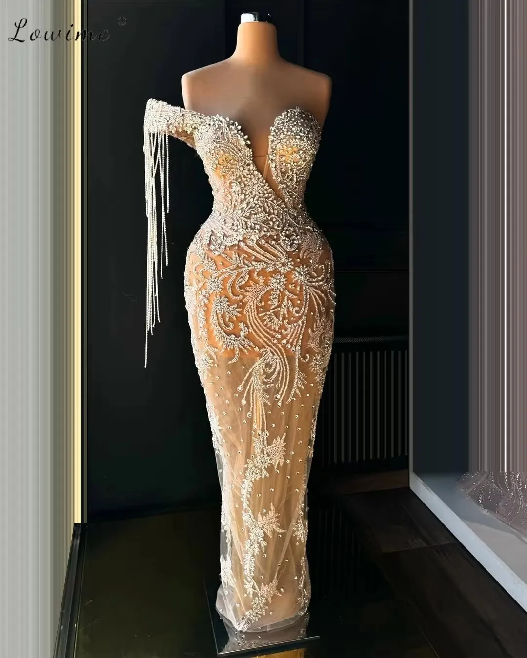 New Single Sleeve with Crystal Tassels Evening Gown Champagne Tulle Mermaid Dress Cocktail Dress Party Vacation Dress Customize
New Single Sleeve with Crystal Tassels Evening Gown Champagne Tulle Mermaid Dress Cocktail Dress Party Vacation Dress Customize