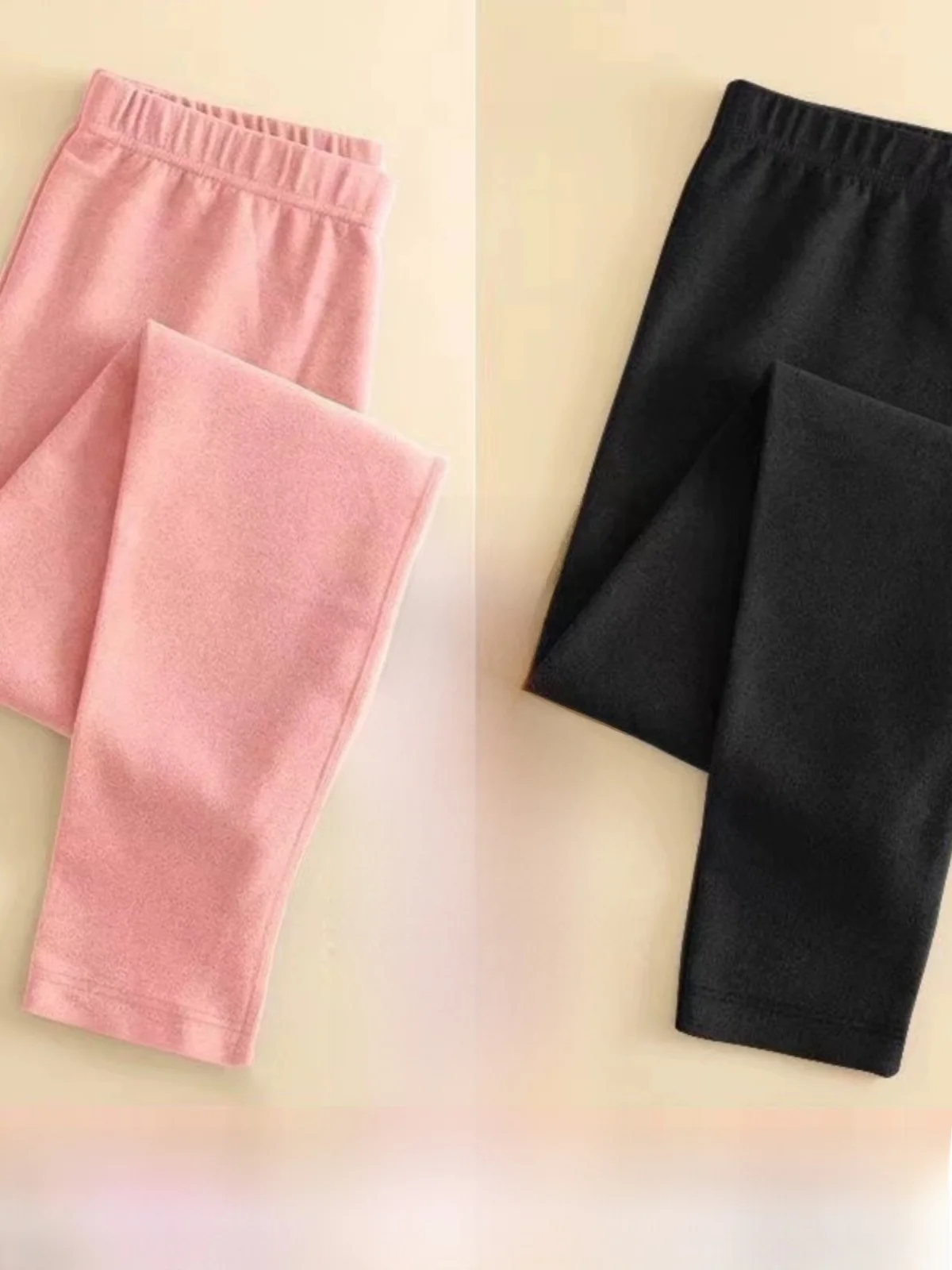 Women's Fleece Lined Tights Tight Fit Autumn Pants Inner Wear Thermal Bottoms for Students Winter Proof Leggings
Women's Fleece Lined Tights Tight Fit Autumn Pants Inner Wear Thermal Bottoms for Students Winter Proof Leggings