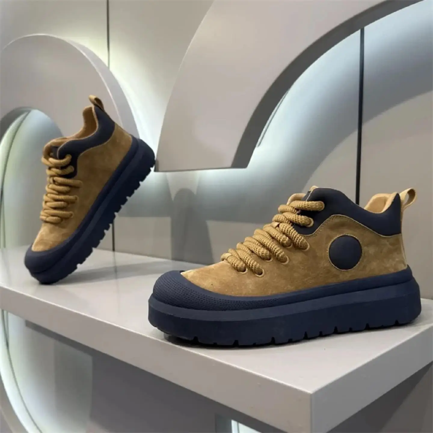 Trendy Men's Boots 2025 New Style Casual High Top Color Block Dad Shoes Increased Height Comfortable Breathable PU Lea...
Trendy Men's Boots 2025 New Style Casual High Top Color Block Dad Shoes Increased Height Comfortable Breathable PU Lea...