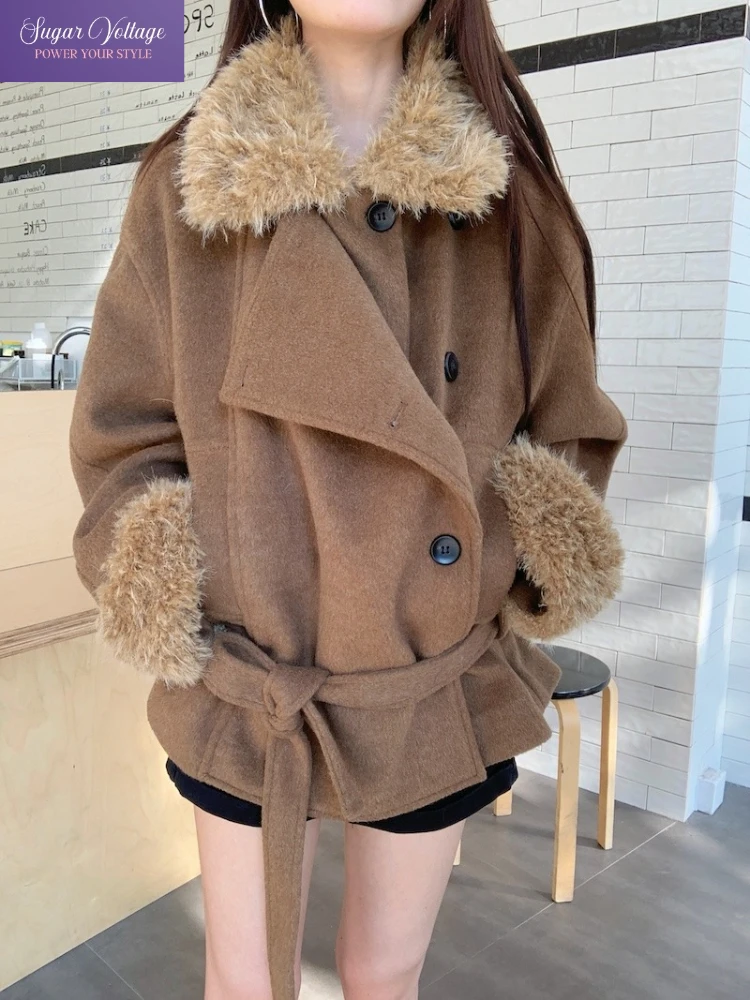 Корейское модное винтажное коричневое шерстяное пальто, женское зимнее толстое теплое шерстяное пальто с меховым воротником и поясом на талии, элегантная верхняя одежда в стиле ретро
Корейское модное винтажное коричневое шерстяное пальто, женское зимнее толстое теплое шерстяное пальто с меховым воротником и поясом на талии, элегантная верхняя одежда в стиле ретро