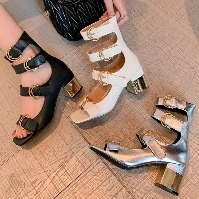 Square Toe Block Heel High Top Sandals Women's New Fashion Roman Belt Buckle Versatile Heightened Temperament High Heels
Square Toe Block Heel High Top Sandals Women's New Fashion Roman Belt Buckle Versatile Heightened Temperament High Heels