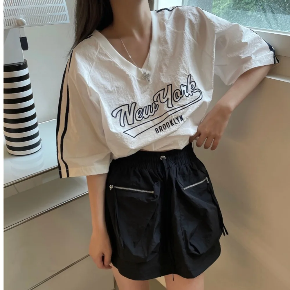 Three-Color Casual American Embroidered Letter Shoulder Sleeve Top Women's Fashion Spring Autumn Winter Knitted Sweater
Three-Color Casual American Embroidered Letter Shoulder Sleeve Top Women's Fashion Spring Autumn Winter Knitted Sweater