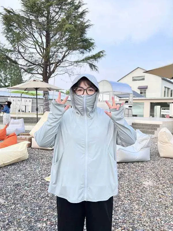 Extra Large 300 Pounds Ice Silk Thin Hooded Sun Protection Clothing Women Summer Loose Versatile Long Sleeve Air Conditioner ...
Extra Large 300 Pounds Ice Silk Thin Hooded Sun Protection Clothing Women Summer Loose Versatile Long Sleeve Air Conditioner ...
