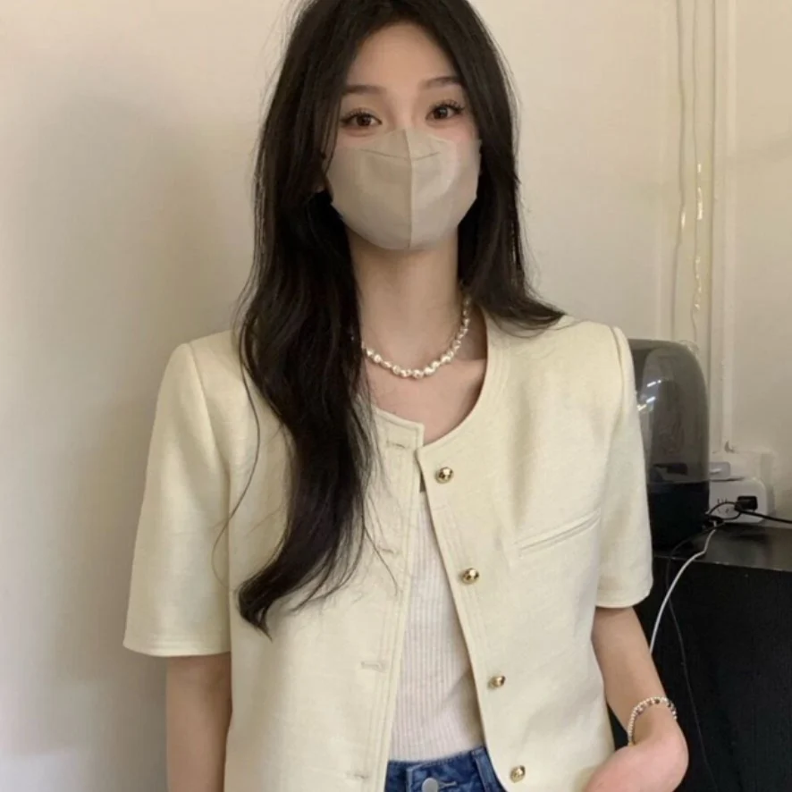 New Summer Thin ort Sve round Ne Little Bla Dr Sle Jaet Women Casual High-End Feeling Streetwear Top
New Summer Thin ort Sve round Ne Little Bla Dr Sle Jaet Women Casual High-End Feeling Streetwear Top
