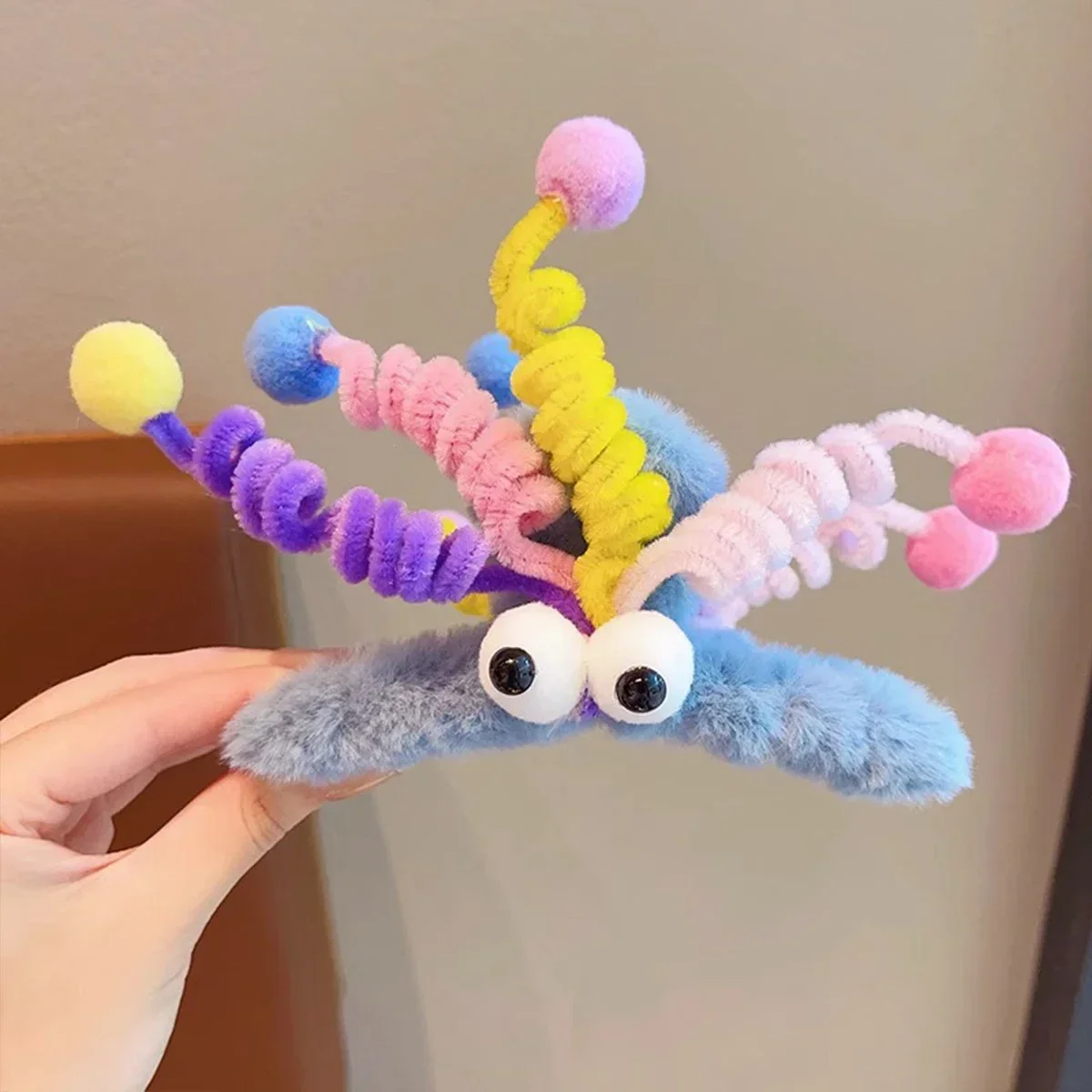 Plush Duck Hair Clips for Girls & Women - Cute Duck Beak Barrettes, Soft Novelty Hairpins & Party Hair Accessories
Plush Duck Hair Clips for Girls & Women - Cute Duck Beak Barrettes, Soft Novelty Hairpins & Party Hair Accessories