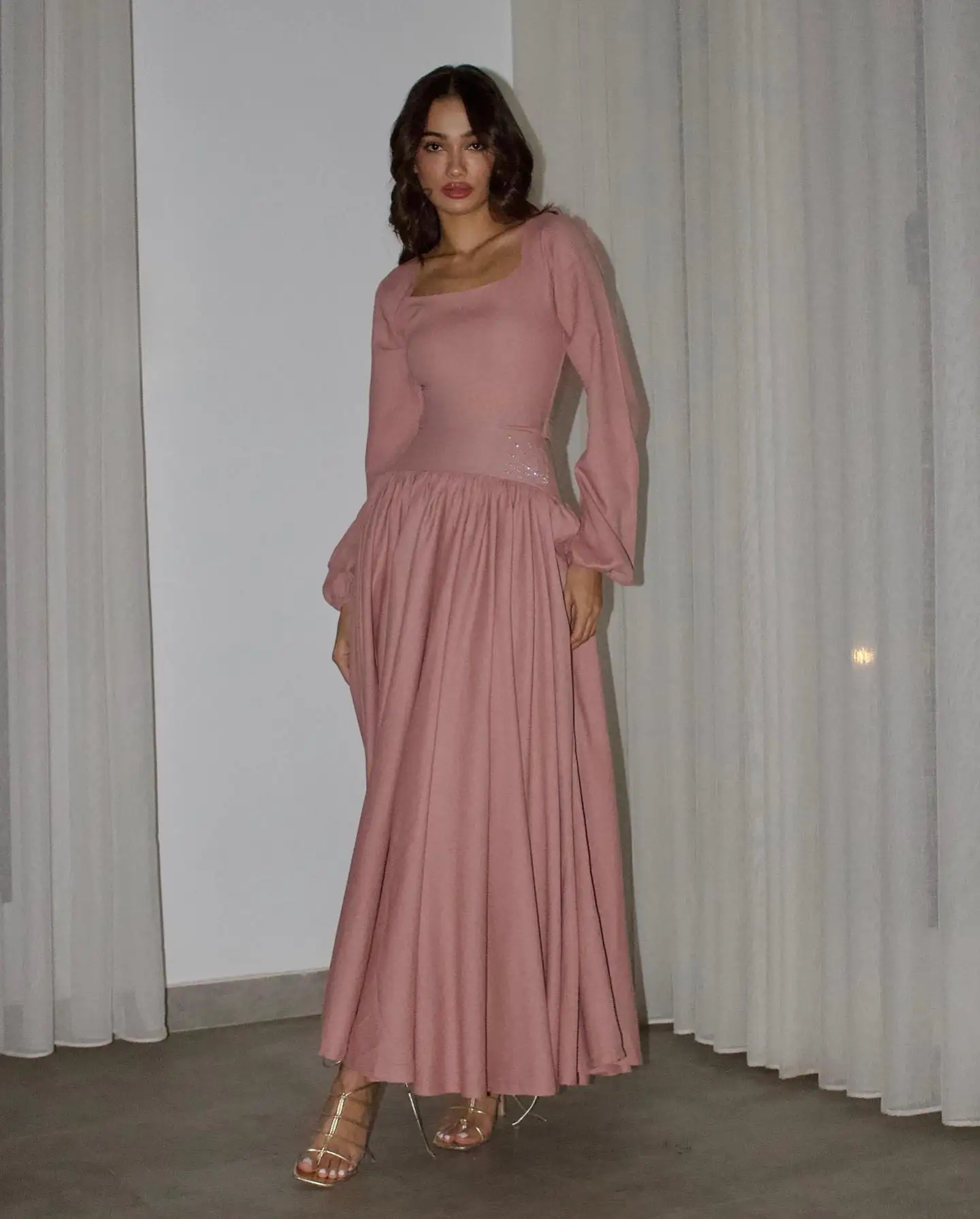 Customized Simple Pink Jersey Party Gowms Fashion Scoop Long Sleeves Long Sleeves Omecoming Gowns Temperament Prom Gow
Customized Simple Pink Jersey Party Gowms Fashion Scoop Long Sleeves Long Sleeves Omecoming Gowns Temperament Prom Gow