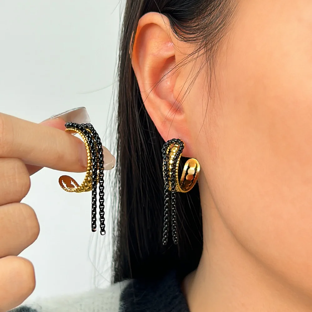 DIY accessories 2024 New Premium Square Pearl Chain Earrings Temperament C Earrings Versatile Niche Design Ear Jewelry Women
DIY accessories 2024 New Premium Square Pearl Chain Earrings Temperament C Earrings Versatile Niche Design Ear Jewelry Women