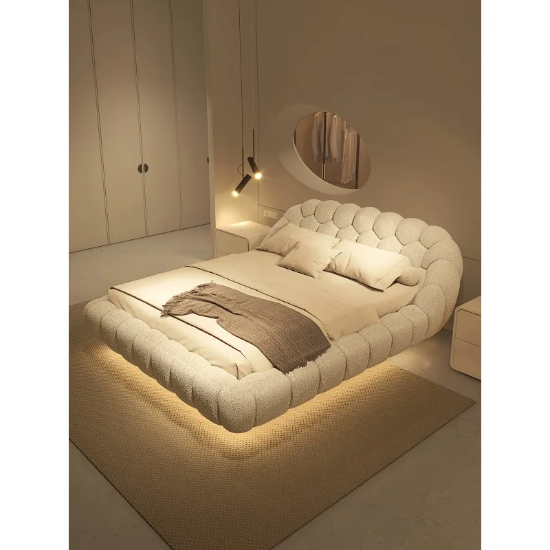 Light luxury matte cloth bed Super atmospheric master bed High-end suspended bed
Light luxury matte cloth bed Super atmospheric master bed High-end suspended bed