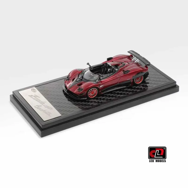 LCD 1:64 Pagani Zonda HP die-cast simulation alloy car model, boy festival gift toy, adult collectible ornament.
LCD 1:64 Pagani Zonda HP die-cast simulation alloy car model, boy festival gift toy, adult collectible ornament.