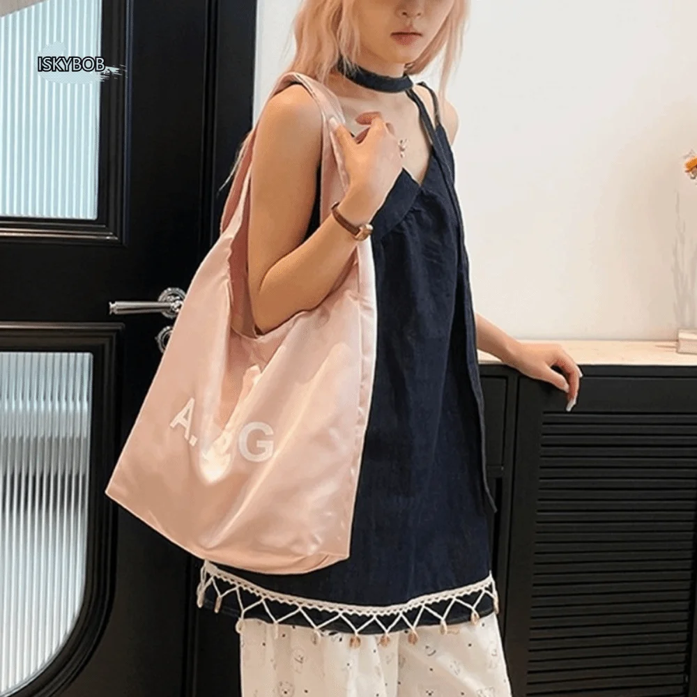 Girly Style Satin Shoulder Bag Cream Color Satin Pearlescent Korean Version Tote Bag Ballet-Style Fresh Style
Girly Style Satin Shoulder Bag Cream Color Satin Pearlescent Korean Version Tote Bag Ballet-Style Fresh Style