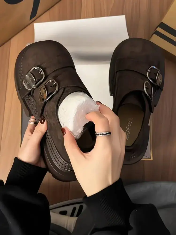 Women's Leather Dress Shoes 2025 Spring Autumn Versatile Retro British Chunky Platform Leather Boots Brown JK Thick Soled Shoes
Women's Leather Dress Shoes 2025 Spring Autumn Versatile Retro British Chunky Platform Leather Boots Brown JK Thick Soled Shoes