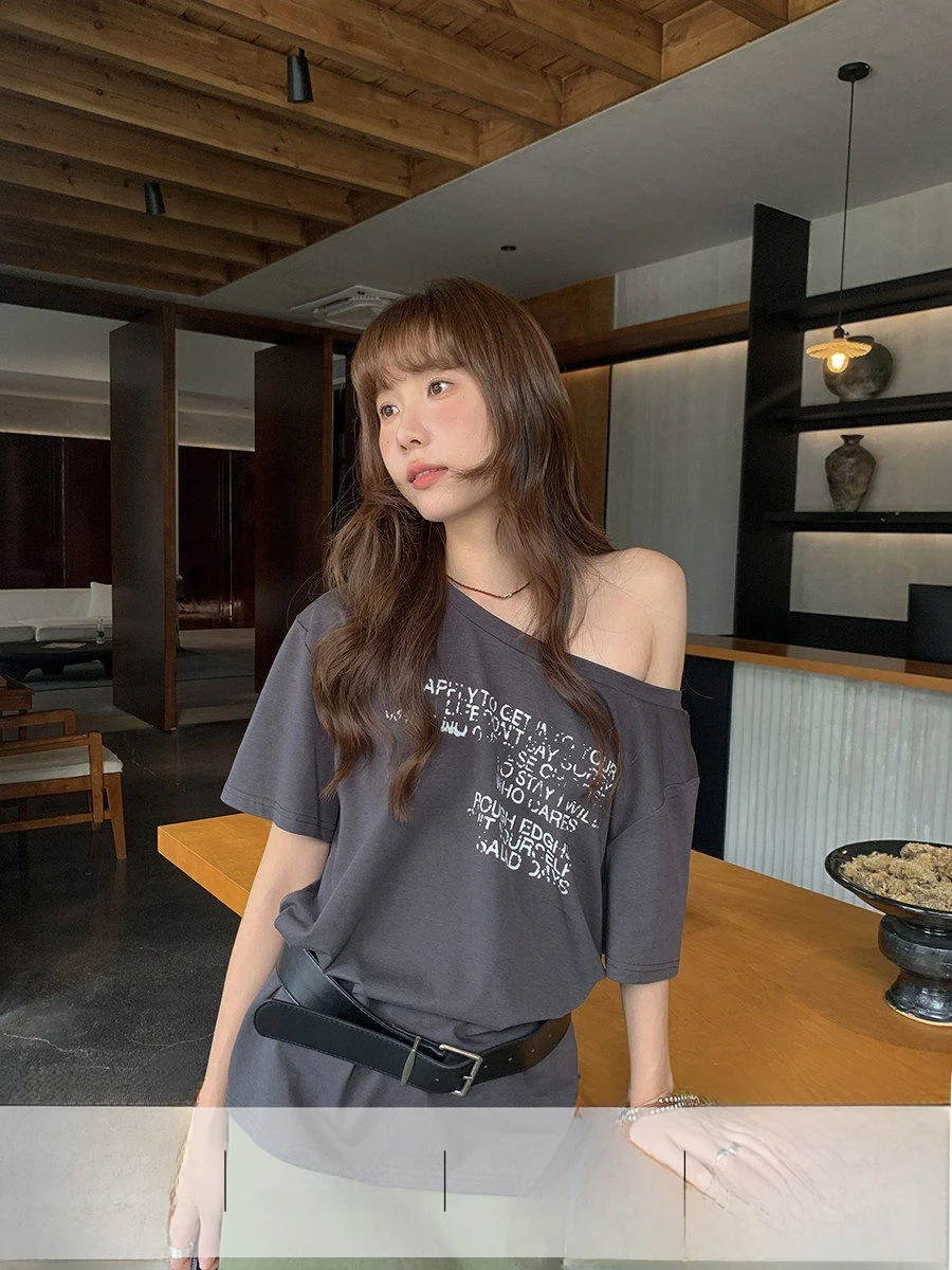 Женский модный комплект из футболки с принтом и юбки в корейском стиле, хлопковый костюм с круглым вырезом, Linyunyun
Женский модный комплект из футболки с принтом и юбки в корейском стиле, хлопковый костюм с круглым вырезом, Linyunyun