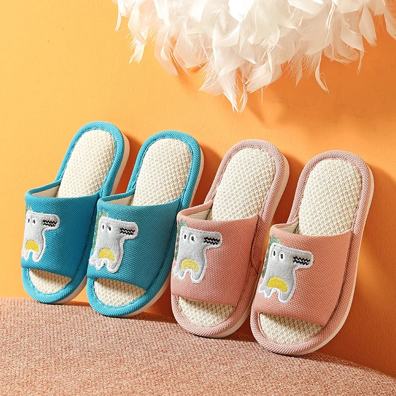 Wholesale Cute Cartoon Slippers for Women Summer Linen Woman's Slippers Men Falt Flip Flops Indoor Home Non-Slip Cotton Slippers
Wholesale Cute Cartoon Slippers for Women Summer Linen Woman's Slippers Men Falt Flip Flops Indoor Home Non-Slip Cotton Slippers