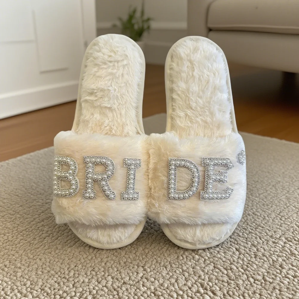 Fluffy Slipper Embellished Pearl Slippers Bride To Be Bridesmaid Gift Wedding Bachelorette Party Decoration Bridal Shower
Fluffy Slipper Embellished Pearl Slippers Bride To Be Bridesmaid Gift Wedding Bachelorette Party Decoration Bridal Shower
