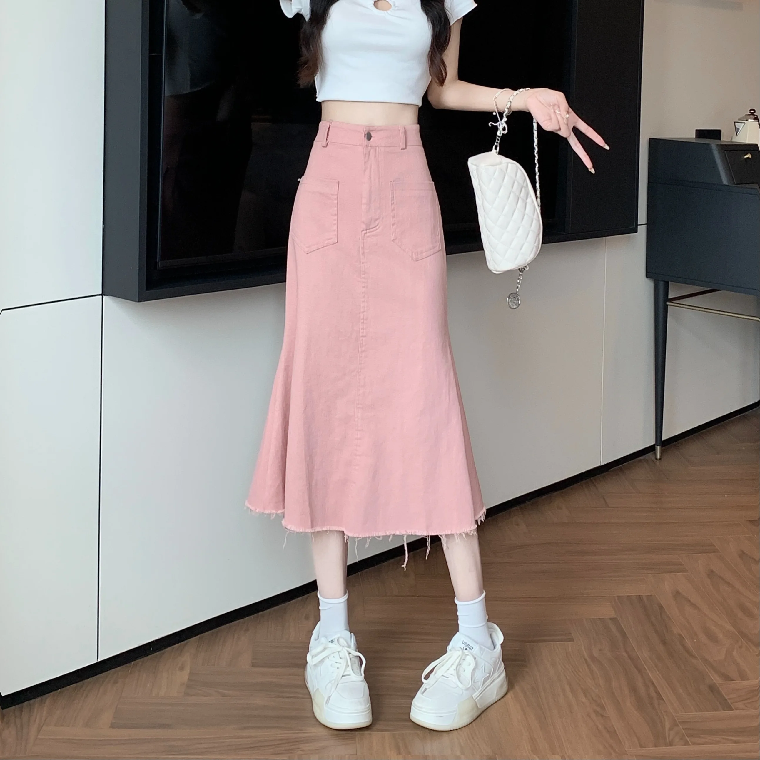 Cowboy Midi Skirt For Women In Mid Summer, Slim Fit, High Waist, Hip Hugging, Fishtail Skirt
Cowboy Midi Skirt For Women In Mid Summer, Slim Fit, High Waist, Hip Hugging, Fishtail Skirt