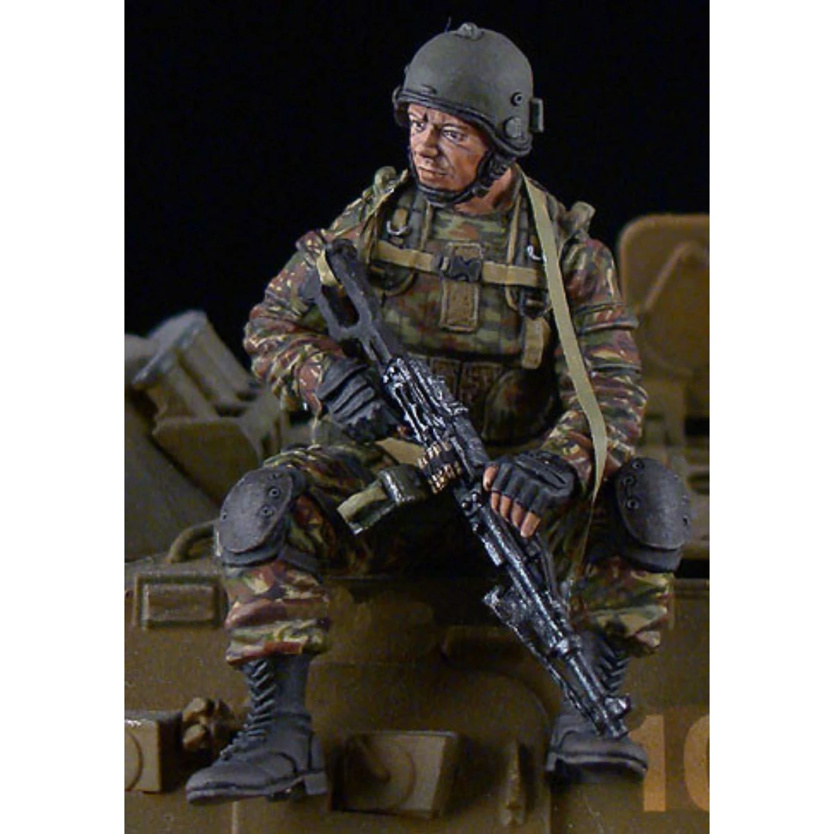 1/35 Resin unpainted model kit, military theme, Russian Special Forces unassembled and unpainted GK
1/35 Resin unpainted model kit, military theme, Russian Special Forces unassembled and unpainted GK