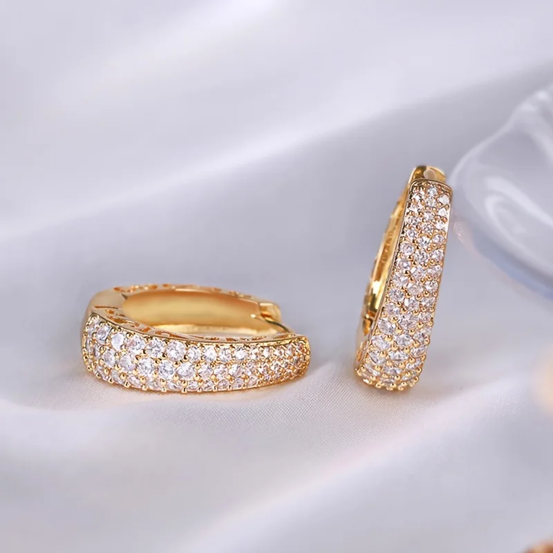 Classic Dazzling CZ Hoop Earrings For Women Vintage Simple Zircon U Style Drop Earrings Piercing Elegant Party Jewelry Wholesale
Classic Dazzling CZ Hoop Earrings For Women Vintage Simple Zircon U Style Drop Earrings Piercing Elegant Party Jewelry Wholesale