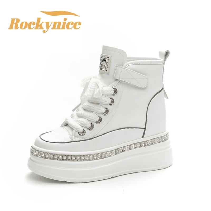 Women's High Top Sneakers Casual Leather Ankle Boots 8CM Chunky Sneakers For Woman New 2026 Spring White Sport Shoes High Heels
Women's High Top Sneakers Casual Leather Ankle Boots 8CM Chunky Sneakers For Woman New 2026 Spring White Sport Shoes High Heels