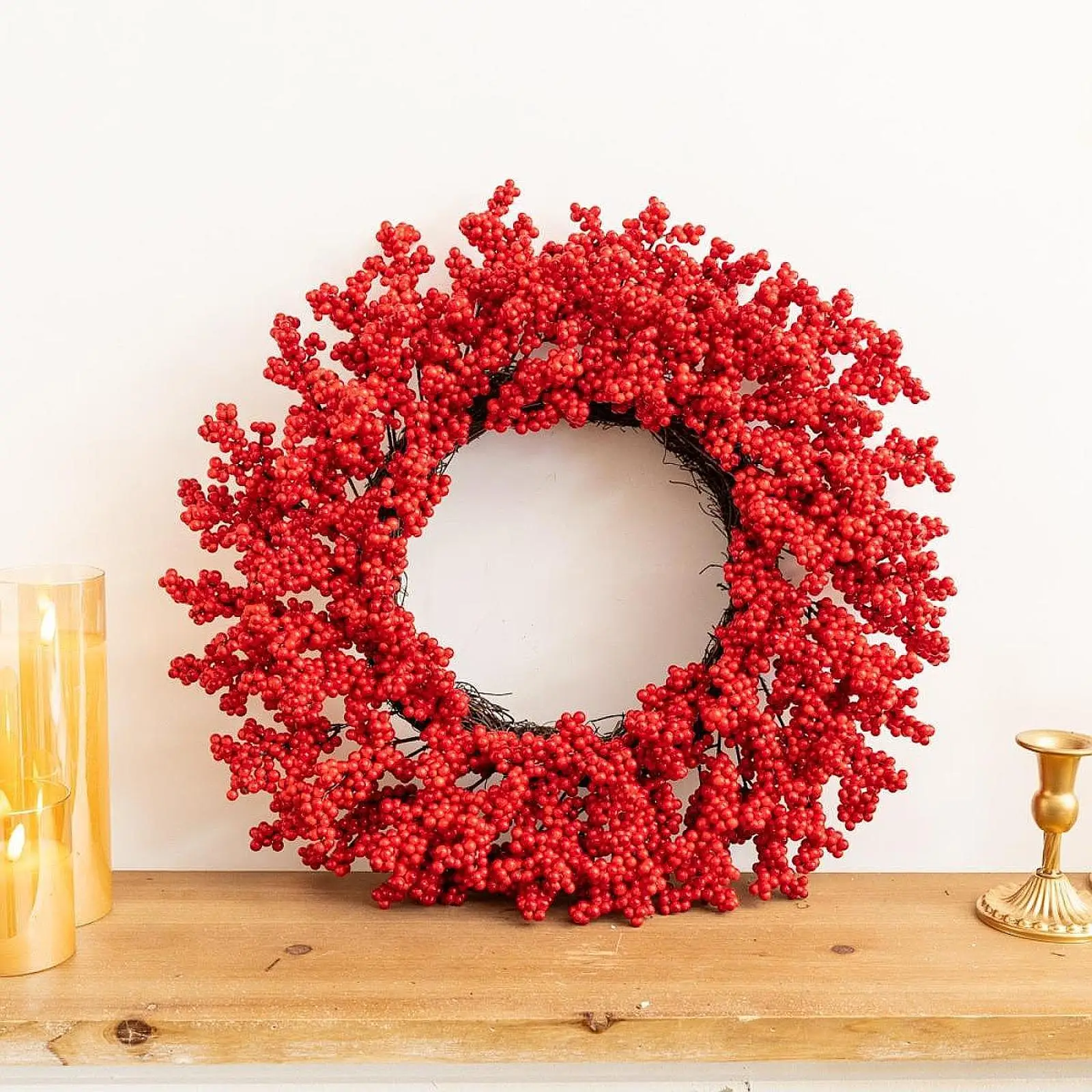 Искусственный рождественский венок Венок из красных ягод для двери для офисной вечеринки в отеле
Искусственный рождественский венок Венок из красных ягод для двери для офисной вечеринки в отеле