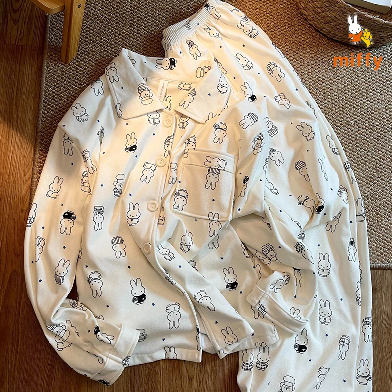 Cute Miffy Pajamas Comfortable Dopamine Home Wear Set Creative Fashion Cardigan Loungewear Anime Accessories Girls Perfect Gifts
Cute Miffy Pajamas Comfortable Dopamine Home Wear Set Creative Fashion Cardigan Loungewear Anime Accessories Girls Perfect Gifts