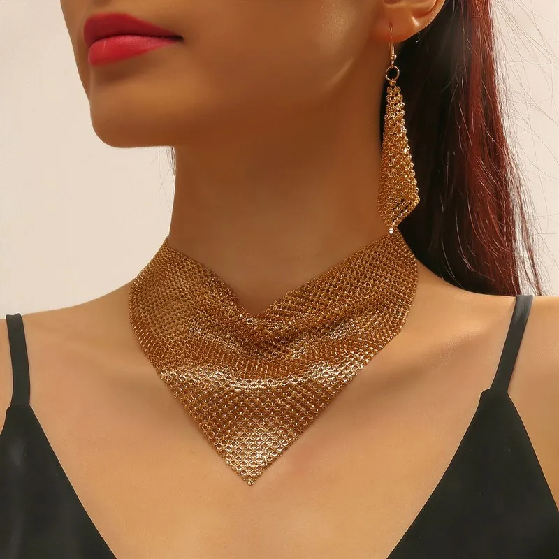 European Fashion Geometric Exaggerated Multilayered Hollow T-Shape Accessory Trendy Stylish Design Unbranded Quality Product
European Fashion Geometric Exaggerated Multilayered Hollow T-Shape Accessory Trendy Stylish Design Unbranded Quality Product