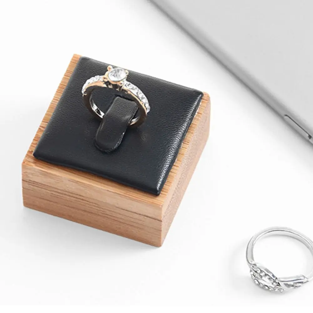 Small Travel Market Jewelry Display Wedding Ring Box Earrings Rings Organizer Ring Holder Case Wooden Jewelry Show Props
Small Travel Market Jewelry Display Wedding Ring Box Earrings Rings Organizer Ring Holder Case Wooden Jewelry Show Props