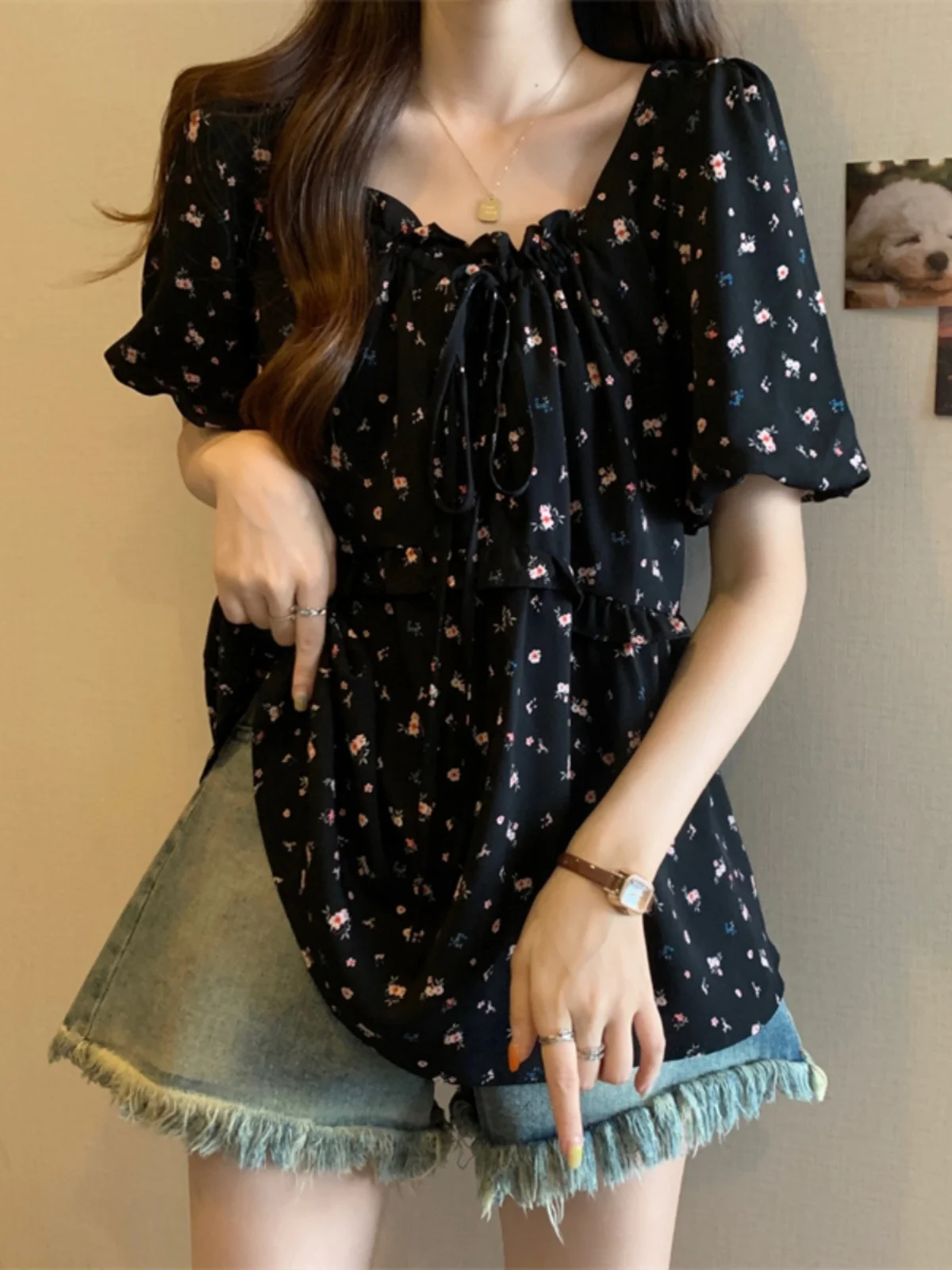 Retro Floral Print Short Sleeve Shirt Women's Summer Fashion plus Size Slimming Waist Cinching Skirt Style Top Square Collar
Retro Floral Print Short Sleeve Shirt Women's Summer Fashion plus Size Slimming Waist Cinching Skirt Style Top Square Collar