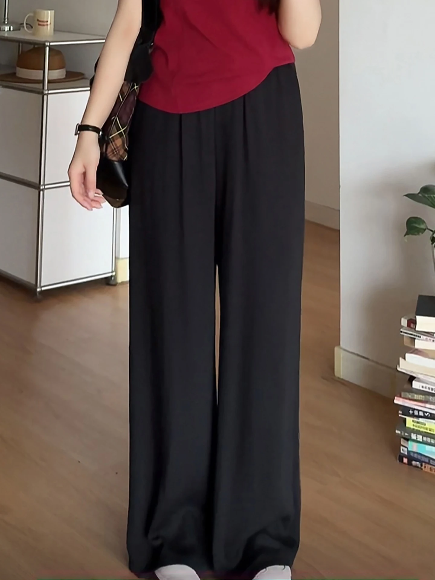 Casual Drapey plus Size Straight Leg Pants High Waist Wide Leg Trousers for Plump Women Summer Fashion plus Size Clothing
Casual Drapey plus Size Straight Leg Pants High Waist Wide Leg Trousers for Plump Women Summer Fashion plus Size Clothing