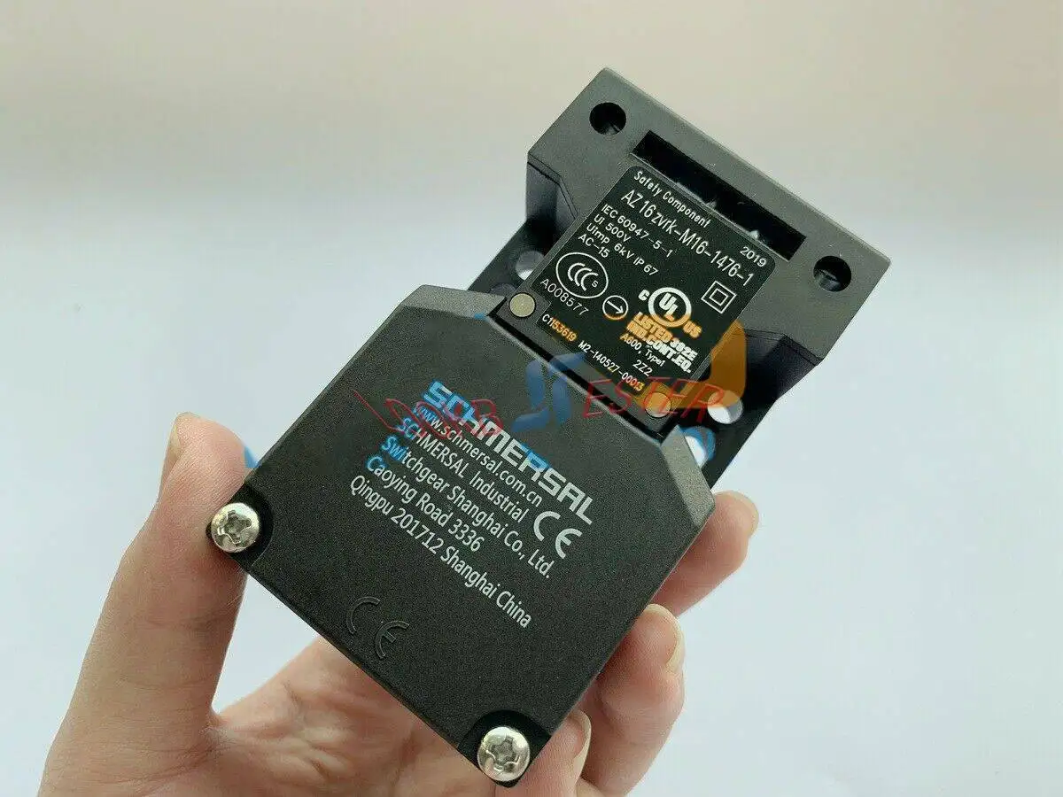 ONE NEW for SCHMERSAL AZ16-ZVRK-M16-1476-1 AZ16ZVRKM1614761 Safety switch
ONE NEW for SCHMERSAL AZ16-ZVRK-M16-1476-1 AZ16ZVRKM1614761 Safety switch