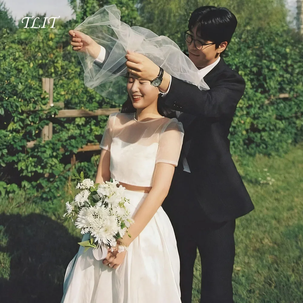 TLIT Two Pieces Korean Wedding Dresses O-Neck Short Sleeves A Line Bridal Gowns Customized Photo Shoot Wedding Snap Dresses
TLIT Two Pieces Korean Wedding Dresses O-Neck Short Sleeves A Line Bridal Gowns Customized Photo Shoot Wedding Snap Dresses