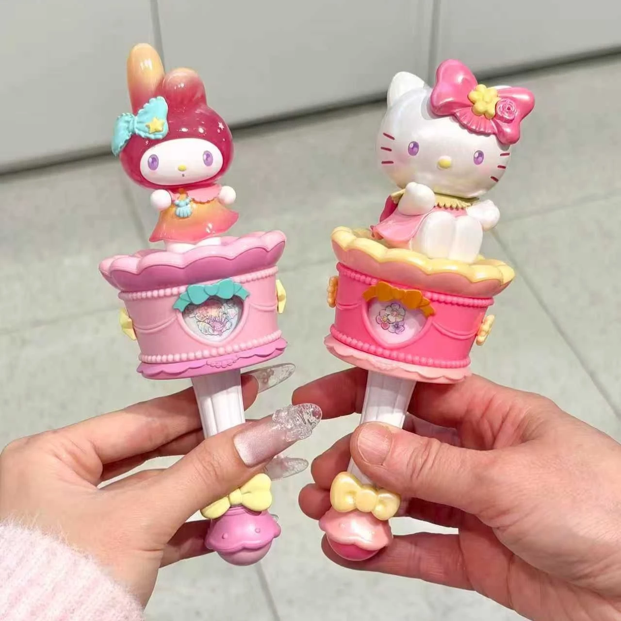 Sanrio Characters Blind Box Toy Collection Stress Release Lucky Wand Prayer Wheel Funny Figures Boys Girls Christmas Gifts
Sanrio Characters Blind Box Toy Collection Stress Release Lucky Wand Prayer Wheel Funny Figures Boys Girls Christmas Gifts