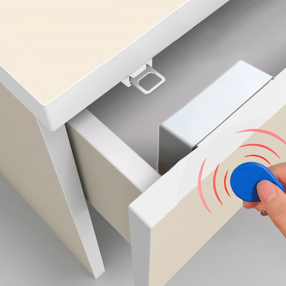 SMart Electronic Lock No Hole Installation Invisible Hidden RFID Furniture Keyless Door Lock For Drawer/Cabinet Sensor Locker
SMart Electronic Lock No Hole Installation Invisible Hidden RFID Furniture Keyless Door Lock For Drawer/Cabinet Sensor Locker