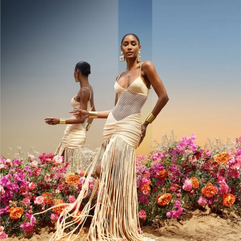 Sexy Tassel Hem Splicing Sling Dress Women Waist Hollow Out Stretch Pleated Bodycon Dresses Female Solid Summer Beach Party Robe
Sexy Tassel Hem Splicing Sling Dress Women Waist Hollow Out Stretch Pleated Bodycon Dresses Female Solid Summer Beach Party Robe