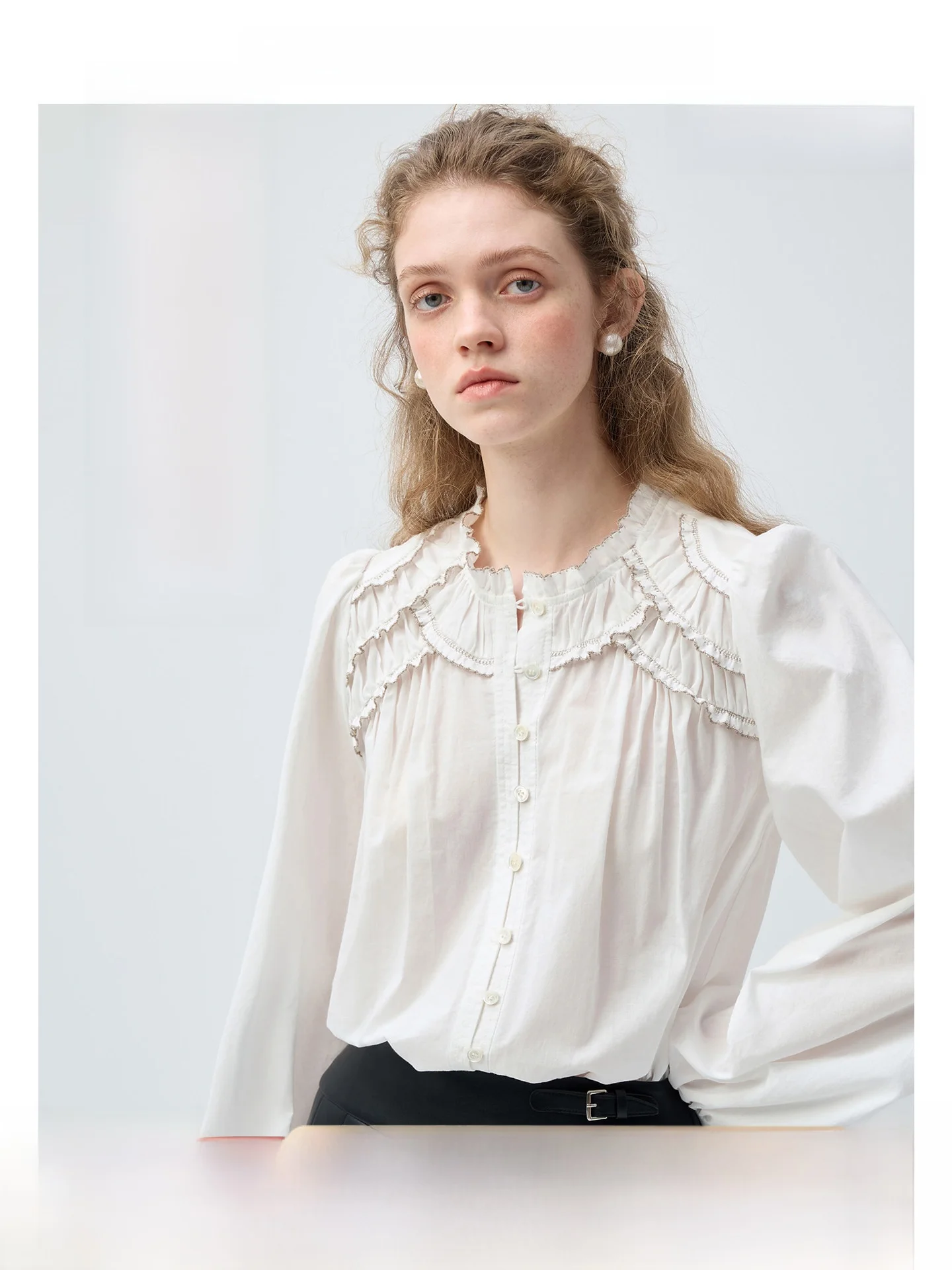 Женская хлопковая блузка VEGA CHANG с эффектом пузырьков, нежная, винтажная, с вышитым воротником-лотосом, новая весенняя коллекция, комфортная, дышащая.
Женская хлопковая блузка VEGA CHANG с эффектом пузырьков, нежная, винтажная, с вышитым воротником-лотосом, новая весенняя коллекция, комфортная, дышащая.