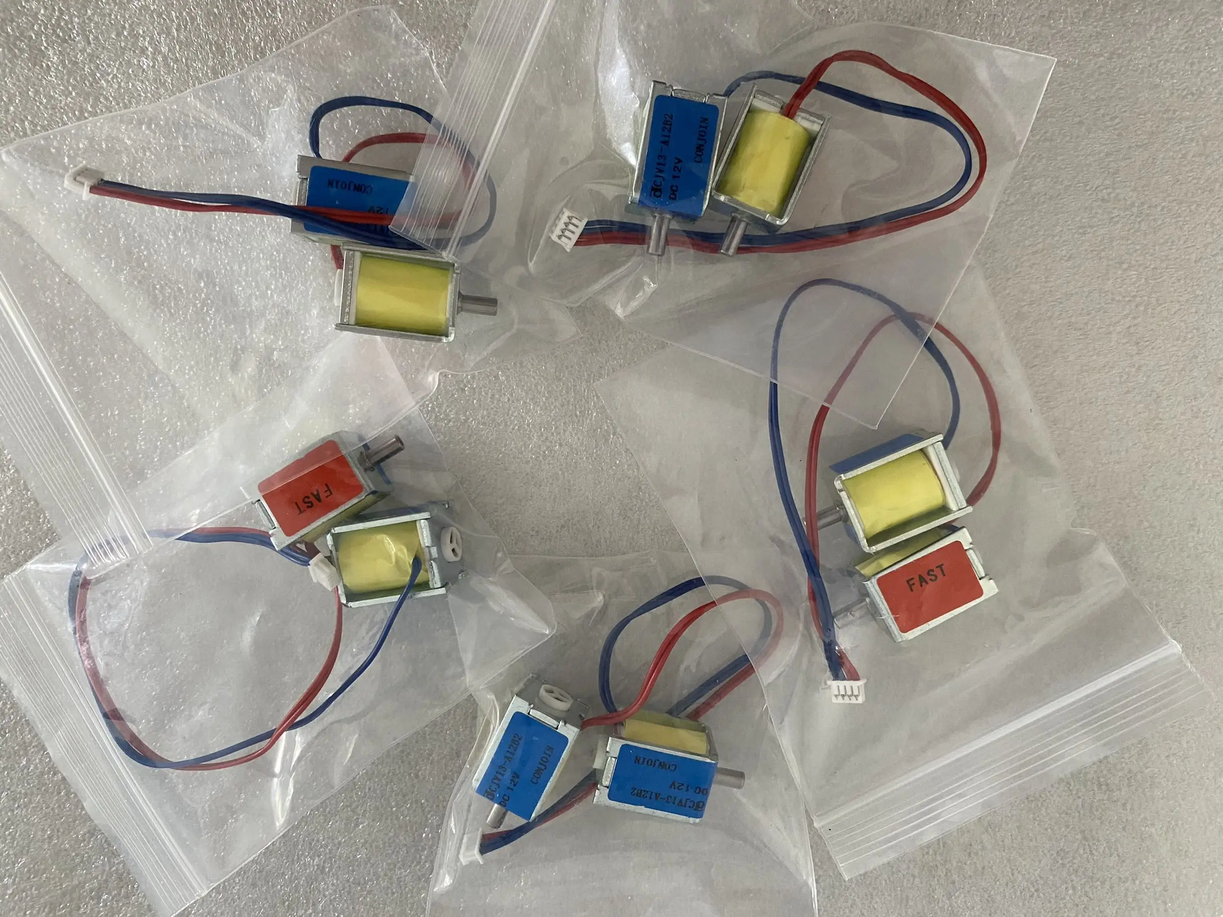 Новый электромагнитный клапан монитора Mindray IPM12 IMEC10 IPM8 металлический выпускной клапан скорости клапана
Новый электромагнитный клапан монитора Mindray IPM12 IMEC10 IPM8 металлический выпускной клапан скорости клапана