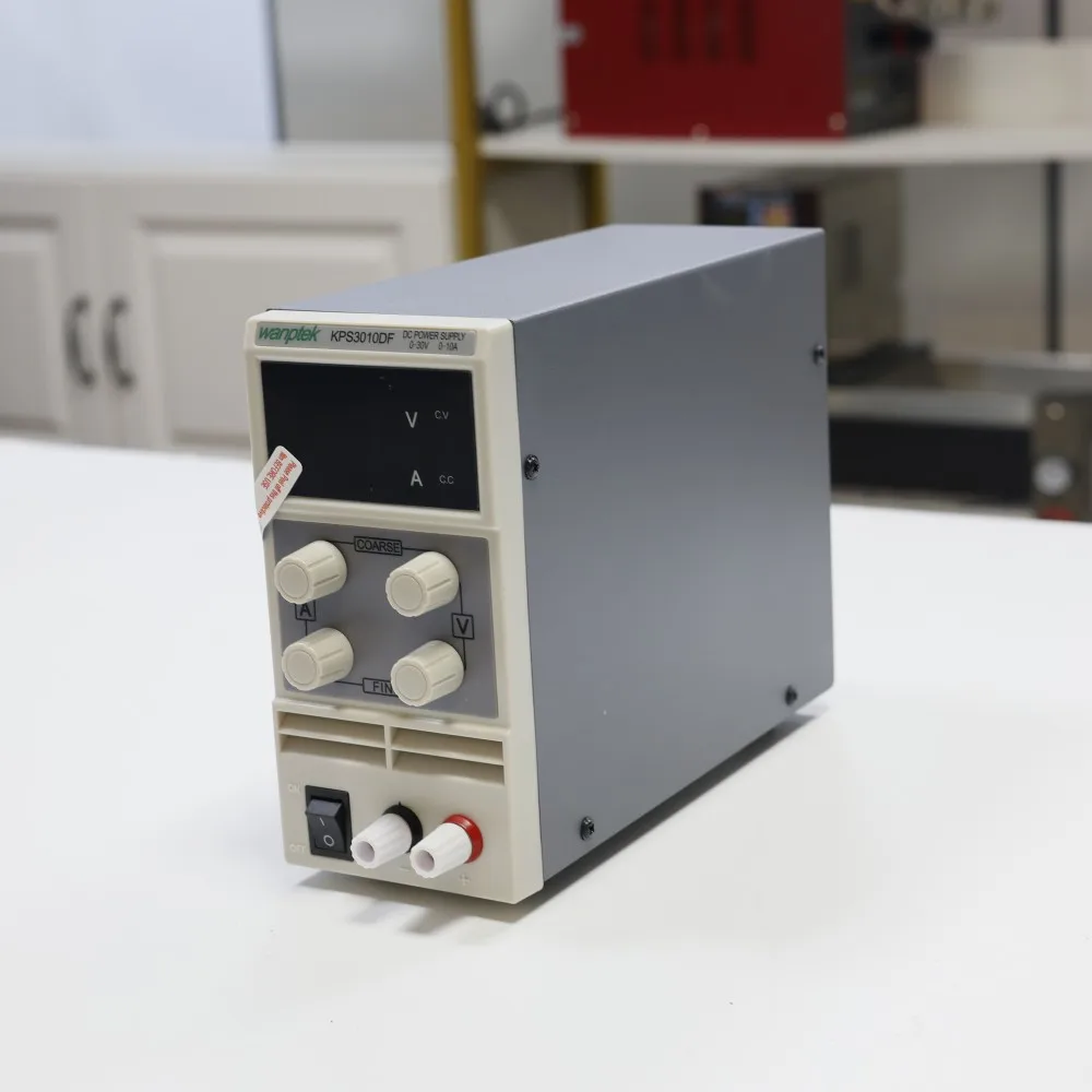KPS3010DF лабораторный источник питания постоянного тока, регулируемый стабилизатор напряжения, переключающий переменный настольный источник 30 В 10 А
KPS3010DF лабораторный источник питания постоянного тока, регулируемый стабилизатор напряжения, переключающий переменный настольный источник 30 В 10 А