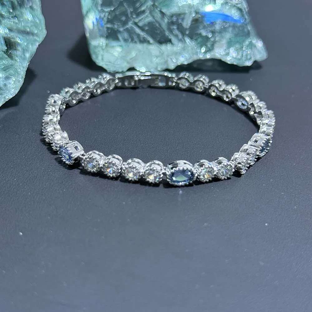Classic Top Quliaty Luxury Silver Color Bracelets For Women Blue Zirconia For Women wedding party gifts for Christmas Jewelry
Classic Top Quliaty Luxury Silver Color Bracelets For Women Blue Zirconia For Women wedding party gifts for Christmas Jewelry