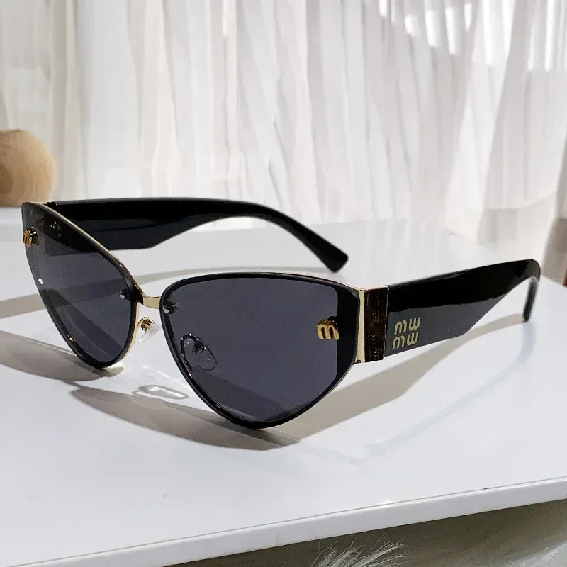 New Trend Cat Eye Sunglasses Outdoor Retro Sunglasses Female Personalized Trendy Sunglasses
New Trend Cat Eye Sunglasses Outdoor Retro Sunglasses Female Personalized Trendy Sunglasses