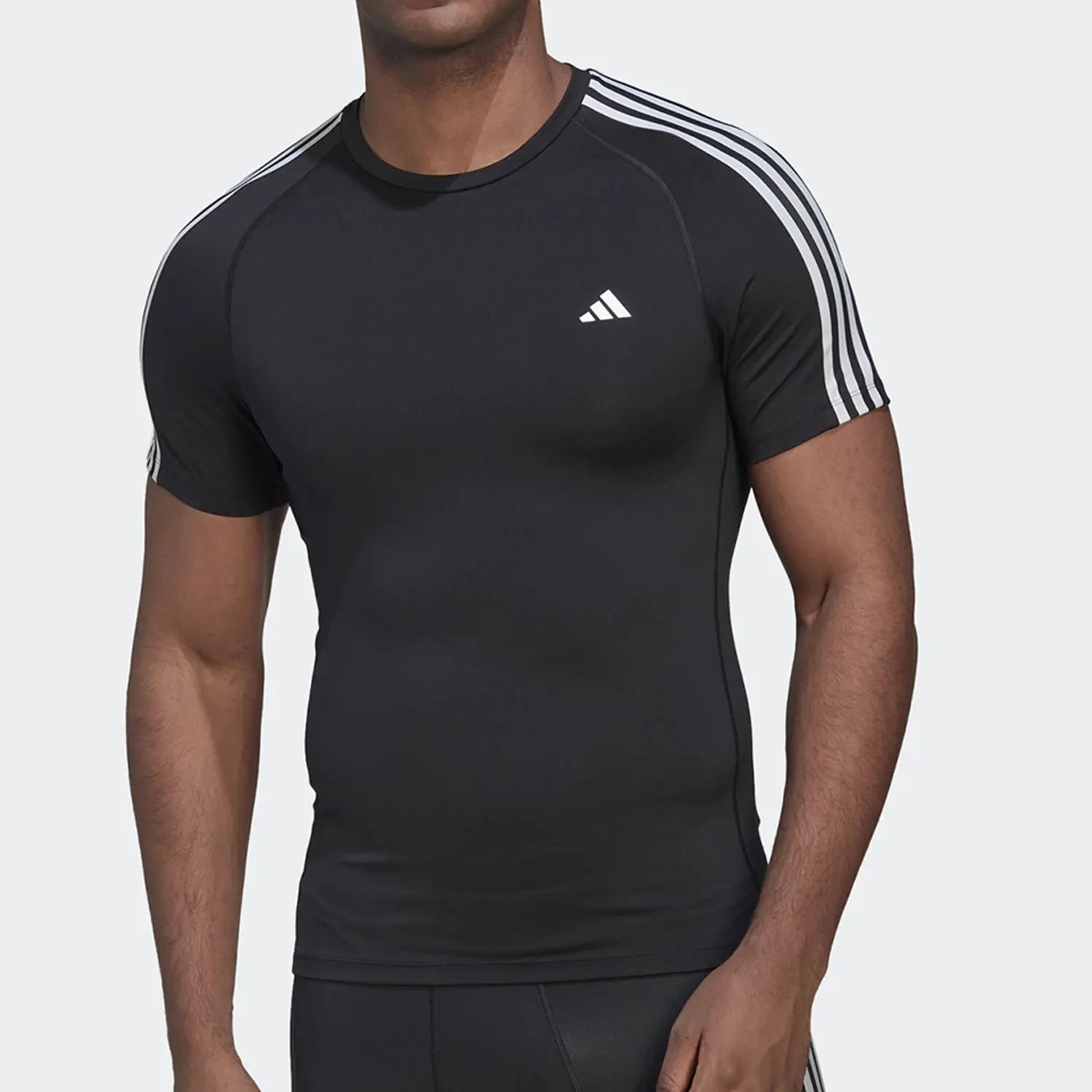 Adidas настоящая летняя новая мужская удобная футболка с короткими рукавами для спорта и отдыха HD3525
Adidas настоящая летняя новая мужская удобная футболка с короткими рукавами для спорта и отдыха HD3525