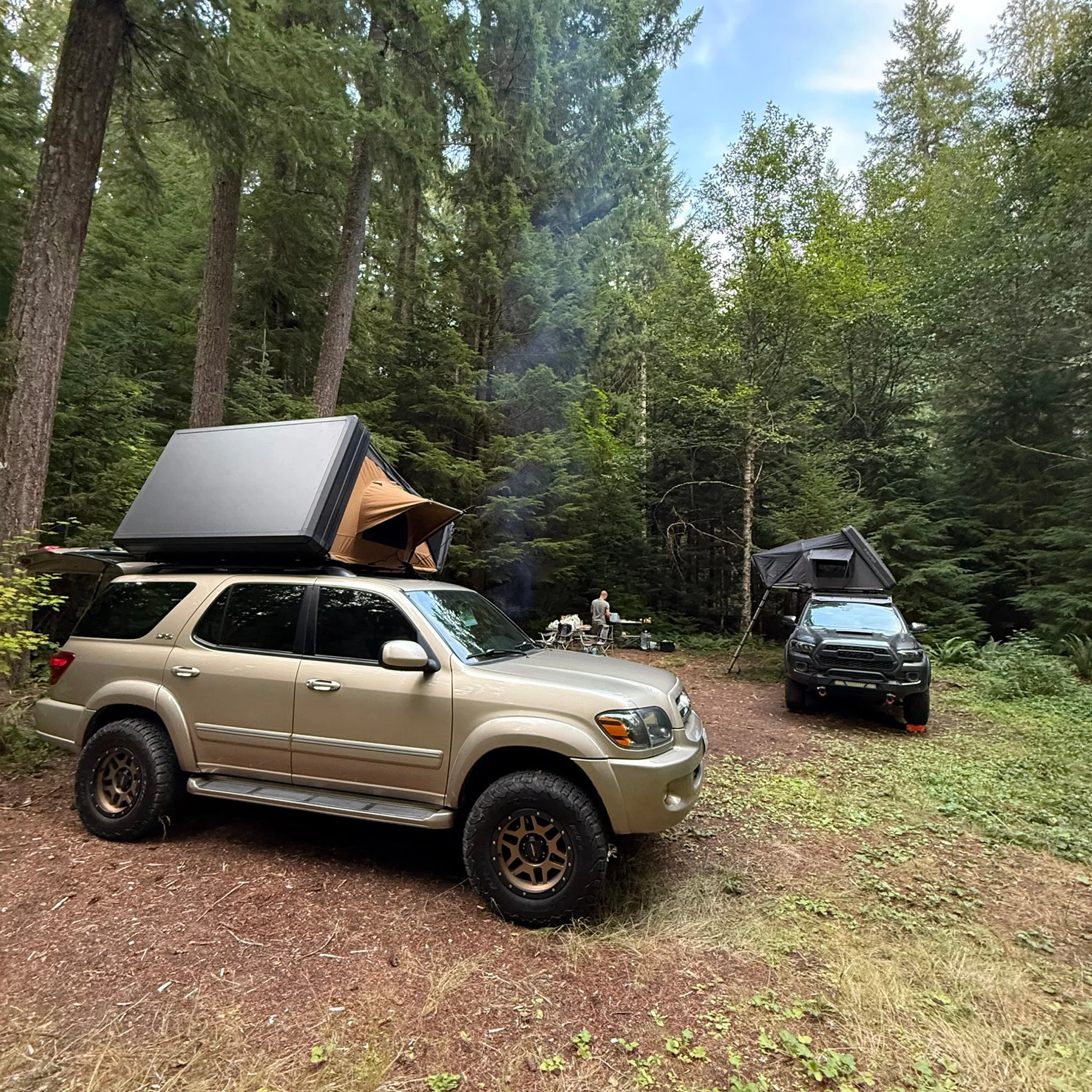 Roof Tent Outdoor 4 Person Side Fold XL Hard Shell Aluminum Rooftop Tent Side Opening Hybrid Rack Oxford Four-Season Waterproof
Roof Tent Outdoor 4 Person Side Fold XL Hard Shell Aluminum Rooftop Tent Side Opening Hybrid Rack Oxford Four-Season Waterproof