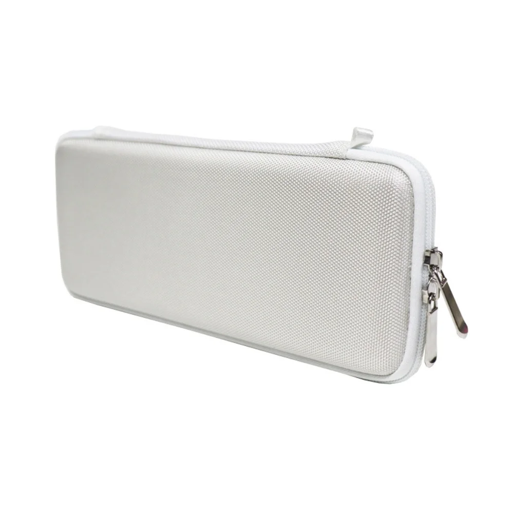 On-course Use White Golf Glove Bag Turf Tool Organizer Nylon Material Built-in Carabiner Elastic-band Dividers
On-course Use White Golf Glove Bag Turf Tool Organizer Nylon Material Built-in Carabiner Elastic-band Dividers