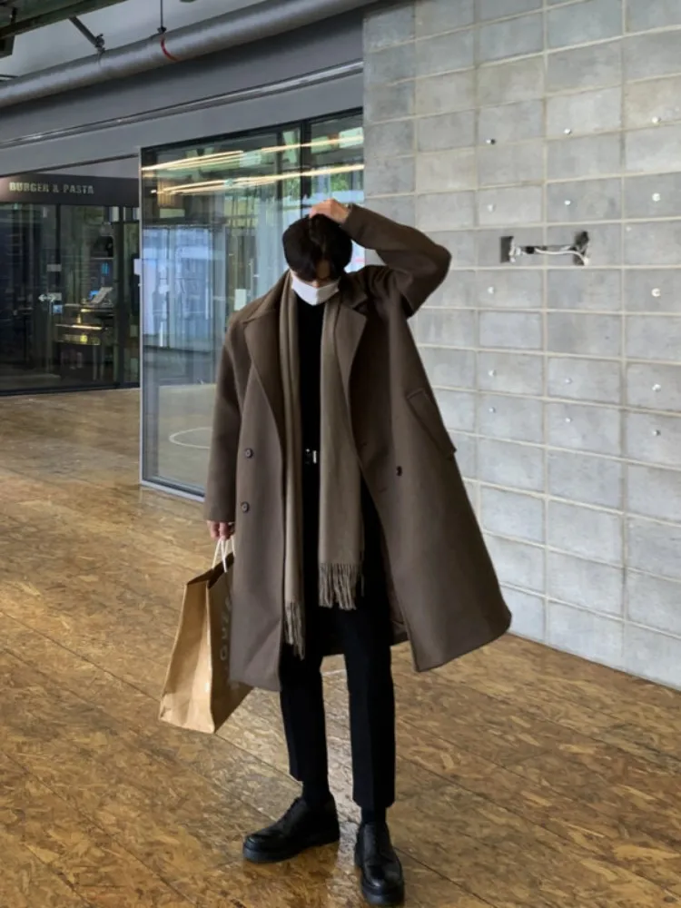 Men's Woolen Coat Winter Thiened Mid-Length Knee-Over Tweed Jaet Casual Sle Korean Trendy Windbreaker Youth Faion
Men's Woolen Coat Winter Thiened Mid-Length Knee-Over Tweed Jaet Casual Sle Korean Trendy Windbreaker Youth Faion