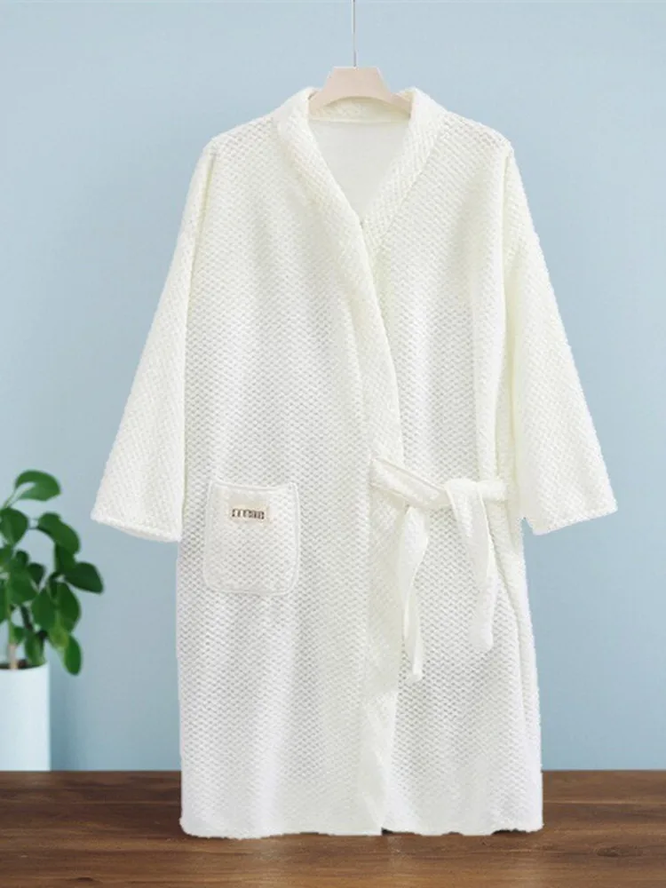Unisex Children's Sleepwear Quick Dry Towel Material Mid-Length Swimming Robe for Boys And Girls Polyester Fiber Bathrobe
Unisex Children's Sleepwear Quick Dry Towel Material Mid-Length Swimming Robe for Boys And Girls Polyester Fiber Bathrobe