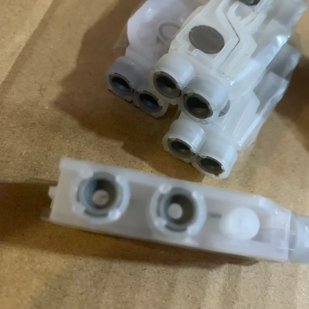 10pcs. OEM new Ink Damper for Epson 3880 3800 3800C 3890 3850 RX700 R3000 printer Ink Damper
10pcs. OEM new Ink Damper for Epson 3880 3800 3800C 3890 3850 RX700 R3000 printer Ink Damper