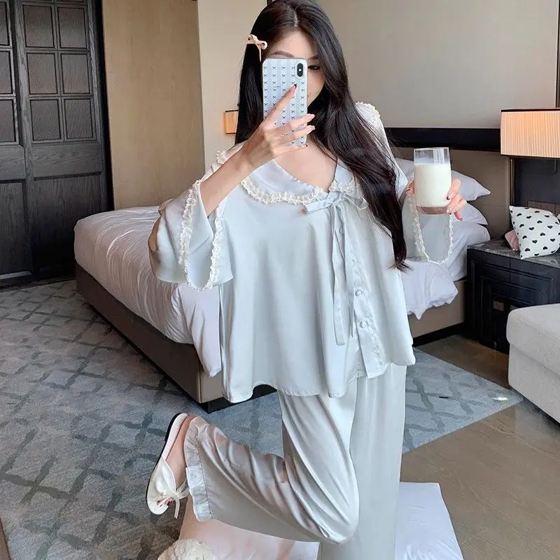 Женский пижамный комплект: модная домашняя одежда из ледяного шелка с длинными рукавами для весны и лета
Женский пижамный комплект: модная домашняя одежда из ледяного шелка с длинными рукавами для весны и лета