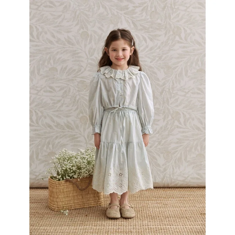 Girl's Spring Countryside Style Lapel Shirt, Forest Style Floral Embroidery Hollow Out Dress Set, Princess Style Super Fairy
Girl's Spring Countryside Style Lapel Shirt, Forest Style Floral Embroidery Hollow Out Dress Set, Princess Style Super Fairy