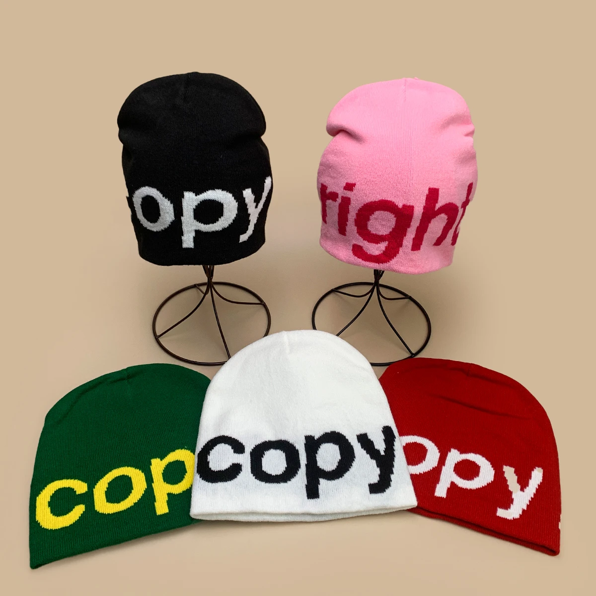 Korean Simple Jacquard Letters Dollar Knitted Hats New Men Women Warm Fashion Personal Versatile Worn On Both Sides ins Beanies
Korean Simple Jacquard Letters Dollar Knitted Hats New Men Women Warm Fashion Personal Versatile Worn On Both Sides ins Beanies