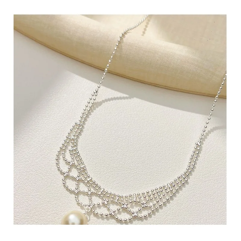 French Retro Cold Fishtail Lace Pearl Pendant Necklace Women's Simple Elegance Temperament Fashion High Sense Necklace
French Retro Cold Fishtail Lace Pearl Pendant Necklace Women's Simple Elegance Temperament Fashion High Sense Necklace