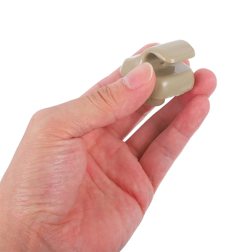 1pcs Sun Visor Hook Clip Interior Car Accessories Replacement Retainer Sturdy Pp Material Easy Install Lightweight Auto Holder
1pcs Sun Visor Hook Clip Interior Car Accessories Replacement Retainer Sturdy Pp Material Easy Install Lightweight Auto Holder